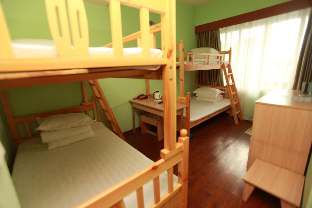 Zhengfu Caotang Decent Inn Чэнду Номер фото